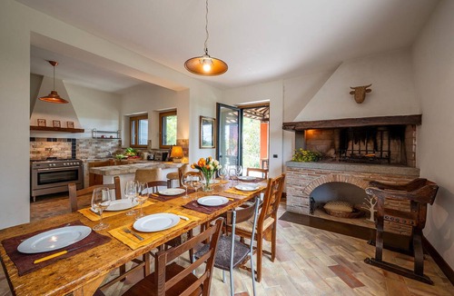 Villa San Giovanni in Tuscia Villa | Villa Il Ritiro 8, Emma Villas