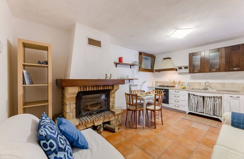 Loreto Apartment | Italian Experience- La Grotta Del Mare