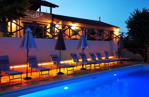 Loreto Villa | Italian Experience- Villa BellaLuce