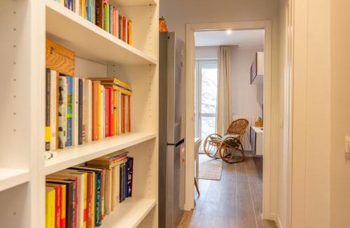 Lorenteggio Apartment | ITALIANFLAT - MILANO EASY LIVING M4 Metro Station