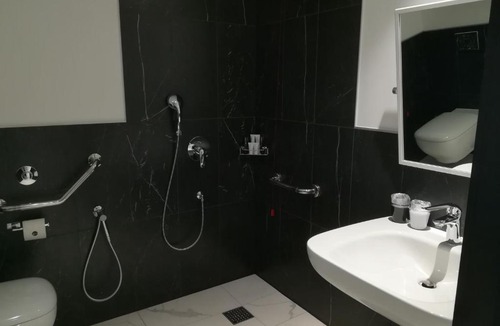 Turin Hotel | J Hotel