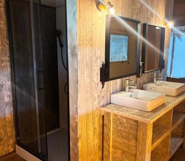 Mornico Losana Other | Jende Luxury loge