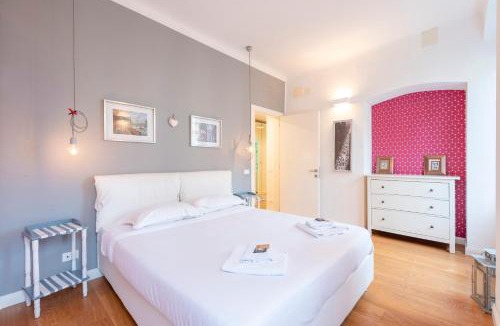 Pre Apartment | JOIVY Family friendly Apt for 6, near Royal Palace Museum