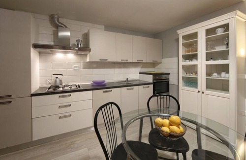 Senigallia Apartment | Just a short walk from Marzocca Beach, Casa Neroli is an elegant and welcoming holiday home designed for guests seeking relaxation, comfort, and authentic Mediterranean living.Perfect for 3–4 guests, the house features two stylish bedrooms, two modern