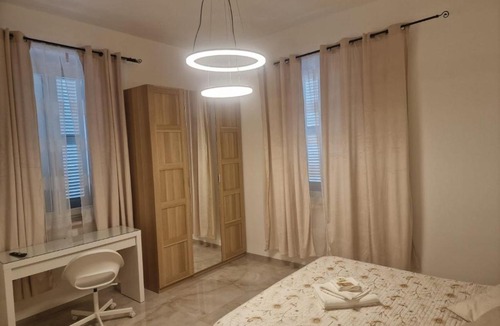 Montemarciano House | Kovacs Bar affittacamere