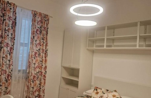 Montemarciano House | Kovacs Bar affittacamere