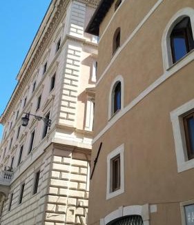 Rome City Centre Apartment | L'antica dimora con splendida vista sul Pantheon