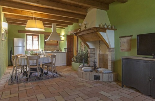 Ripe Apartment | L'Olivo, app in a typical villa with swimming pool 7 km from the sea, Senigallia, Marche