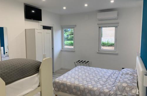 Sambuceto House | La Bussola Airport Affitta Camere