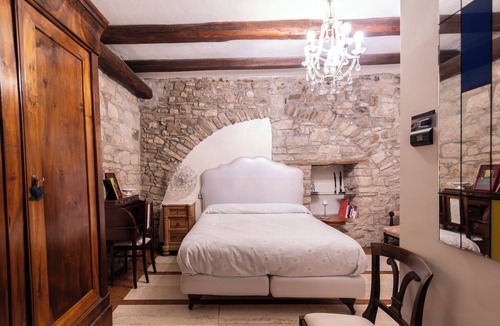 Potenza House | La Cantina del Convento