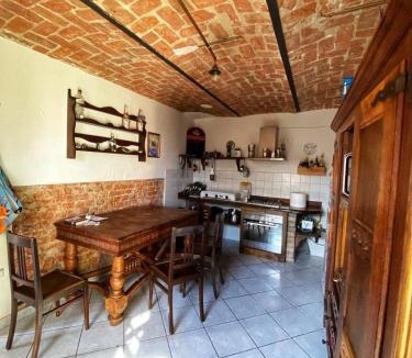 Vigliano d'Asti Apartment | La Cantina Vecchia