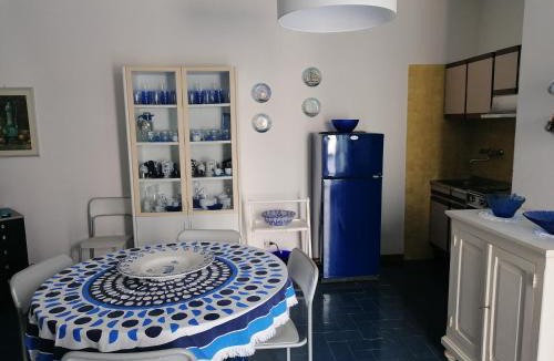 Marina di Montalto Apartment | La Casa Blu a Montalto Marina