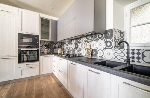 Stia Apartment | La casa del pittore Squillantini suite