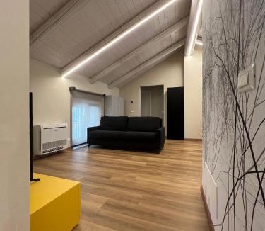 Ottiglio Apartment | La casa della Maestra Ines Maria