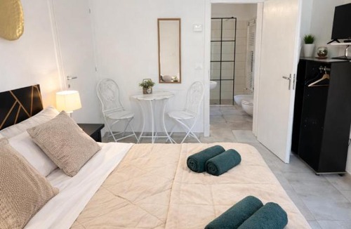 Imola House | LA CASA DI GIADA - self check in - parcheggio privato e ricarica EV