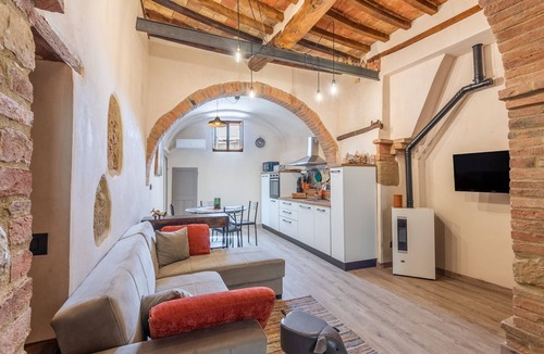 Petroio Apartment | La Casa Di Memmo in the Heart of the Sienese Countryside