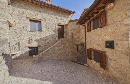 Gualdo Cattaneo House | La Casa di Nonna Iolanda