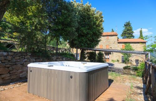 Pieve di Chio House | La casa di Patri - Farmhouse with Jacuzzi