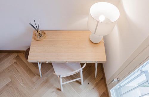 Lugo House | La casa di rovere