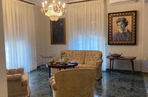 San Benedetto del Tronto Apartment | La casa del Professore - Downtown luxury stay