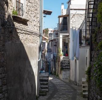 Vico del Gargano Apartment | La Casa nella pietra suite Gargano