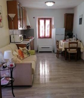 Castel Viscardo Apartment | La Casetta di Mimmi