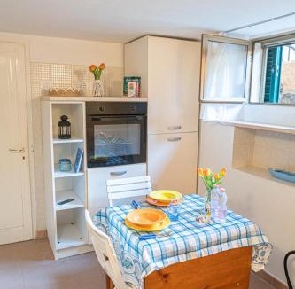 Giglio Campese Apartment | La Casina Del Campese