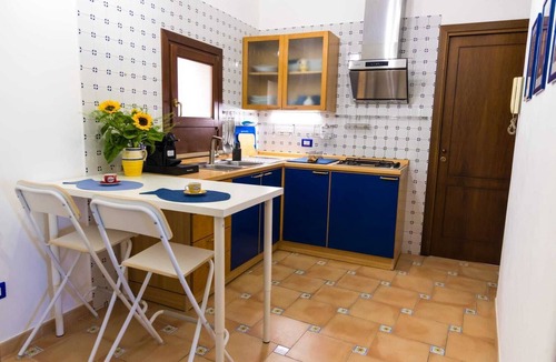 Trani Apartment | La Casina di Luna - Blue Apartment