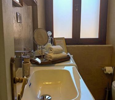 Vescovado Apartment | La Casina Tuscan Countryside View