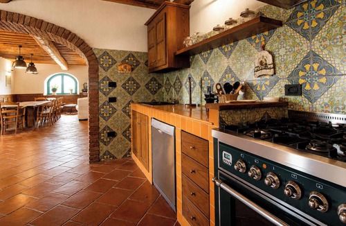Riparbella Villa | La Casina: Tuscan Villa with Pool, Spa & Views