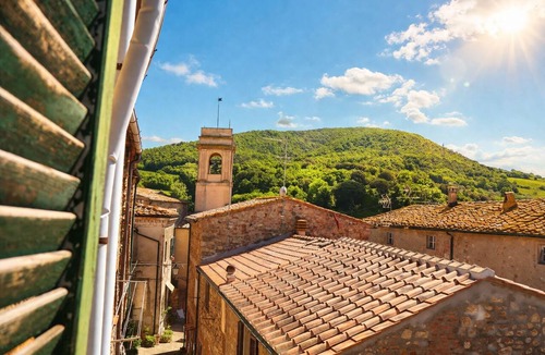 Canneto Apartment | La Castellana – Restored 14th-Century Medieval Home & Garden & Tuscan Hill Views