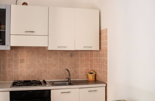 Marina Lido House | La Chianozza, secluded two-room apartment near the beaches