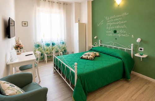 Catanzaro Lido House | la collina dei poeti 78 primavere