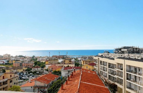Catanzaro Lido House | la collina dei poeti Rosa Spina