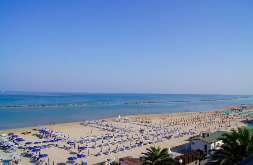 Grottammare Apartment | La Conchiglia Apartment. A jewel on the sea and in the center