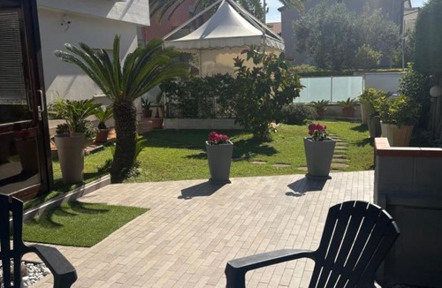 Tortoreto Lido Apartment | La Dimora dei Tulipani-Tortoreto Lido