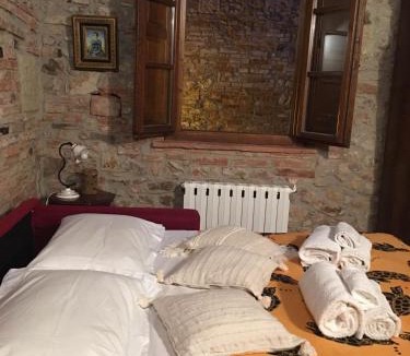 Montepescali Apartment | La Divina Dimora Il Castello degli Spiriti Magni