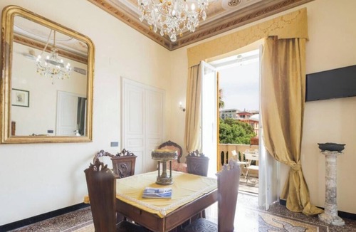 Quinto al Mare Apartment | La Dolce Vita | Apartment in Villa Aranci By Tilo