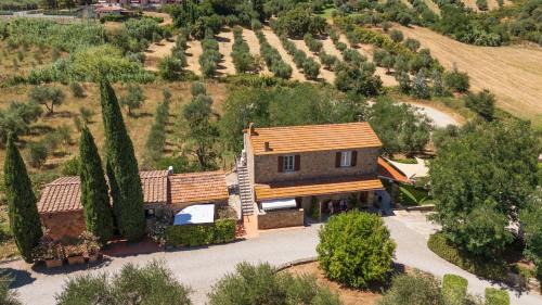 Montiano Villa | La Fontaccia 10 by VacaVilla