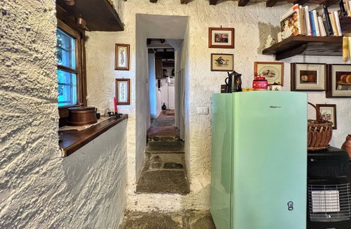Subbiano House | La Fonte - Two Bedroom House, Sleeps 4