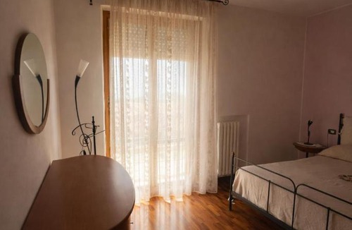 Camerano Apartment | La Genesa - Soggiorni Le Grotte