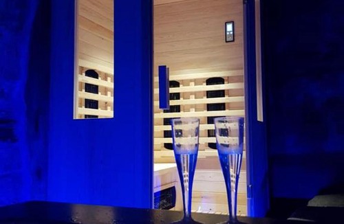 Roccastrada House | La grotta nel borgo