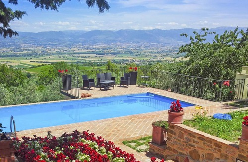 Cantalupo Apartment | La Letizia with 2 bedrooms and 3 bathrooms