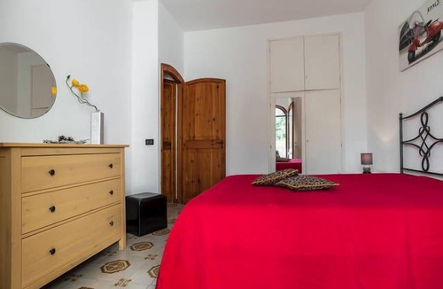 Sperlonga House | La Limonaia holiday home near the sea with private garden