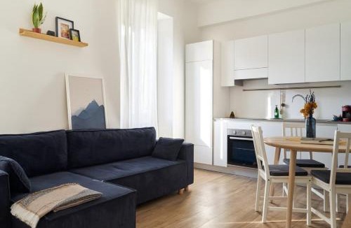 Cagnola Apartment | La Maison Blue, between Portello-Fiera-MiCo-CityLife