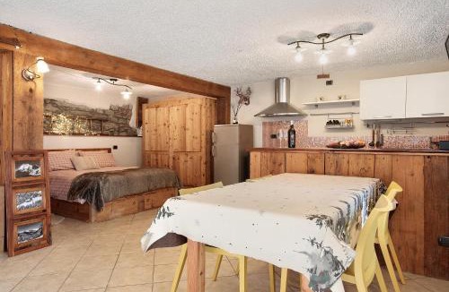 Variney-Chez Roncoz Apartment | La Maison de Karen The Deer House