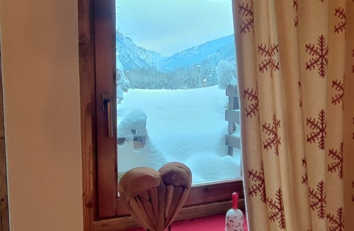 Derby-villaret Apartment | La Maison Derby - Apartment 10 minutes from Courmayeur!