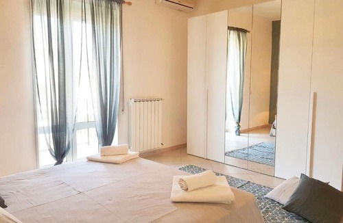 Fondi House | La Maison - Fondi Vertice Rooms