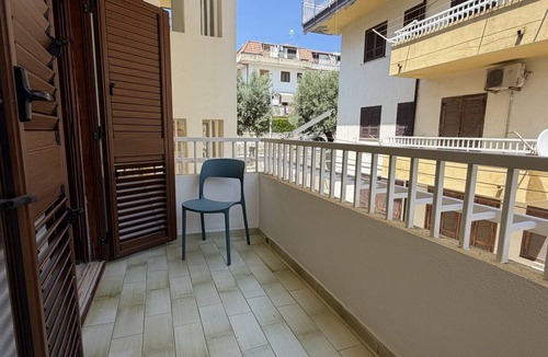 Paola Apartment | La Maison Mikonos - superior apartment near the sea