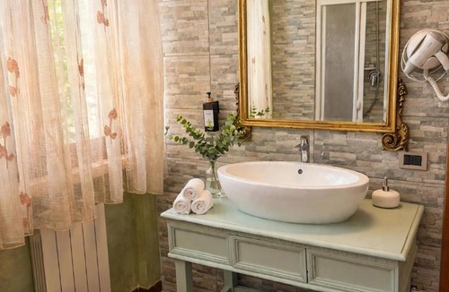 Fabriano Bed & Breakfast | La Mammola Bed&Breakfast